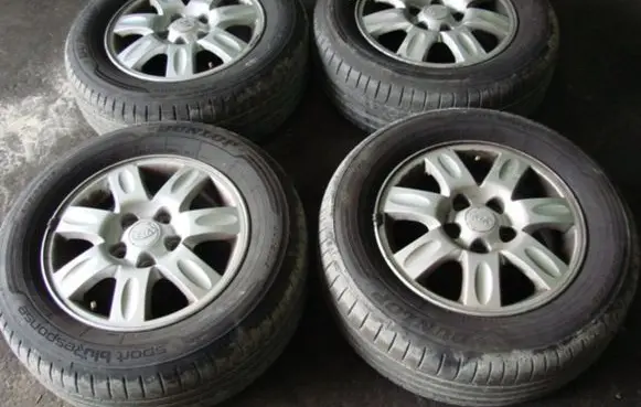 KIA Carens III R15 alloy rim 