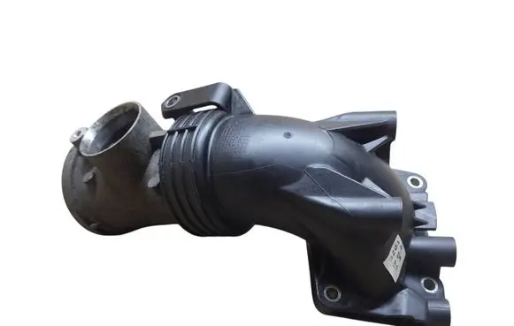 Mercedes-Benz E W211 Air intake hose/pipe A6460980024 A0061531528 A6460900754