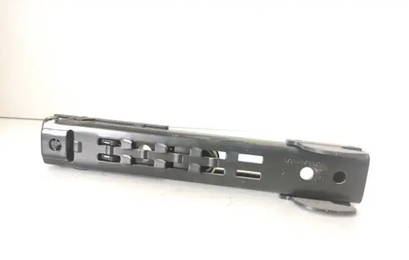 Volkswagen PASSAT B6 Seat belt adjustment motor 1T0857819 0052869