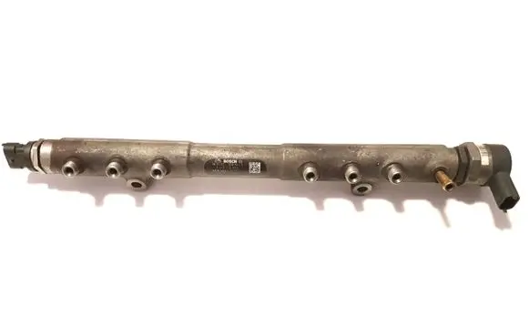 Volvo S80 Fuel main line pipe 31259011 0445215023 30777576