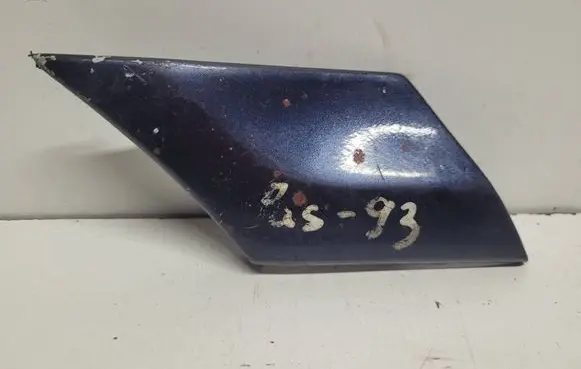 Volkswagen PASSAT B3 Fender trim (molding) 3A085356A