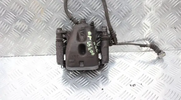 Lexus LS 400 Rear brake caliper 
