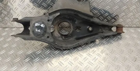 Toyota RAV 4 (XA40) Rear upper control arm/wishbone