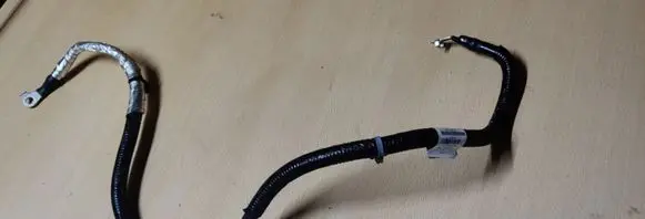 Chevrolet Malibu Positive cable (battery) 84129771 33380682 M3875