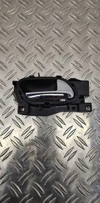 Peugeot 407 Front door interior handle 96526177VD