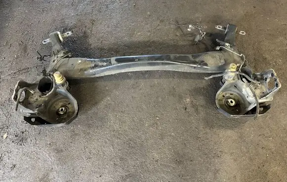 Peugeot 308 Rear axle beam 