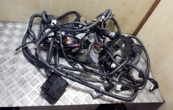 Nissan X-Trail T32 Engine installation wiring loom 240124BE1D