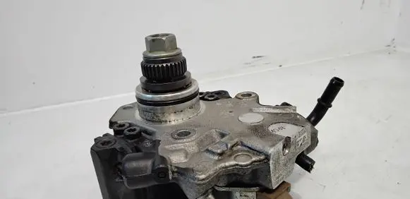 Mercedes-Benz C W205 Fuel injection high pressure pump A6510703301 28447442