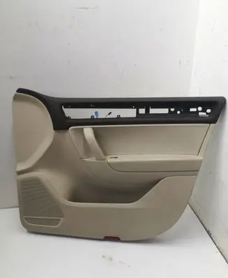 Volkswagen Touareg II Front door card panel trim 7P0863979