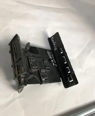 Seat Ateca Engine control unit holder 5q0906507f