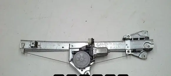 Mitsubishi Grandis Front door window regulator with motor MR989948