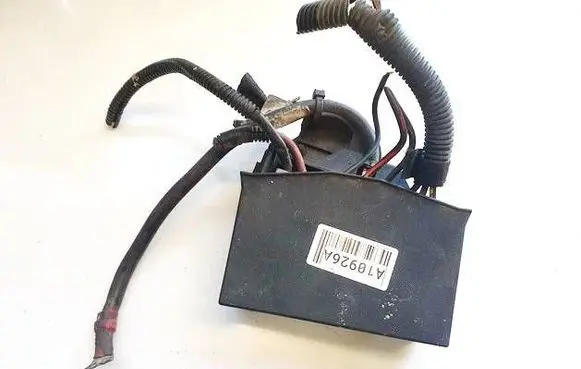 Opel Zafira A Fuse box set 09131668