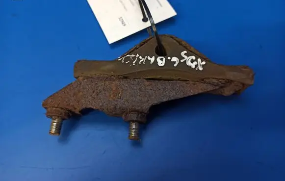 Muffler mount bracket/holder