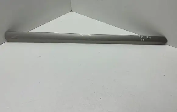 Peugeot 308 SW Front door trim (molding) 9680364780
