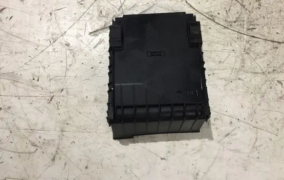 Fuse box cover