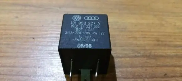 Volkswagen Golf IV Other relay 191953227a wl054237009