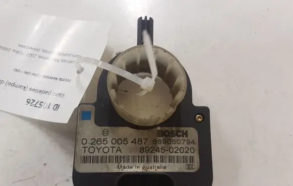 Toyota Avensis T250 Steering angle sensor 0265005487 8924502020