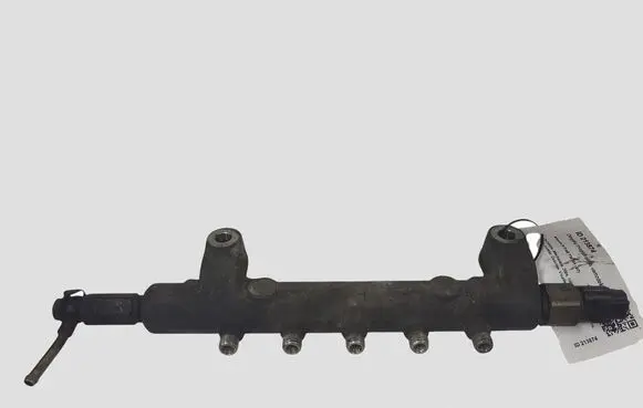 Nissan X-Trail T30 Fuel main line pipe 02H17 6100