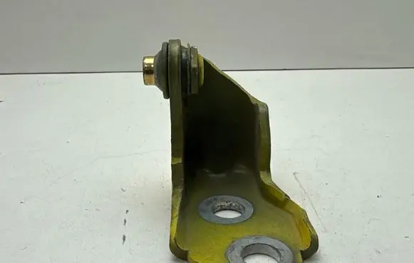 Ford Mustang VI Front door lower hinge 