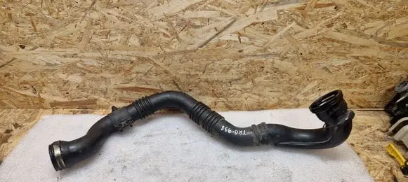 Opel Astra J Intercooler hose/pipe 13377051