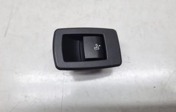 BMW 2 F46 Other switches/knobs/shifts 9290729