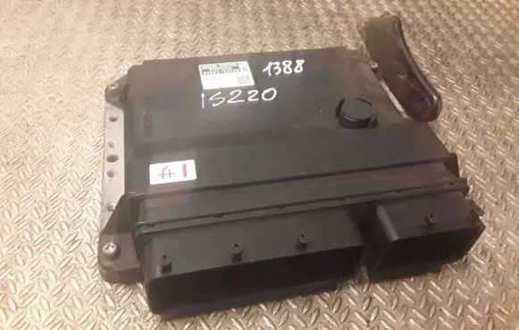 Lexus IS 220D-250-350 Engine control unit/module 8966153700