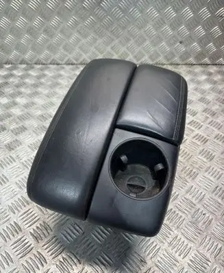 Audi Q7 4L Armrest 