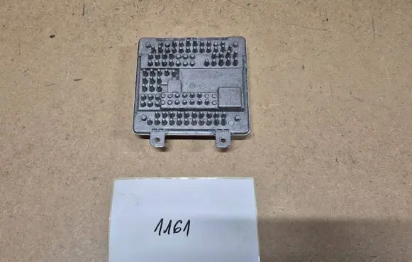 BMW X5 G05 LED ballast control module 7933361