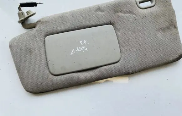 Subaru Legacy Sun visor