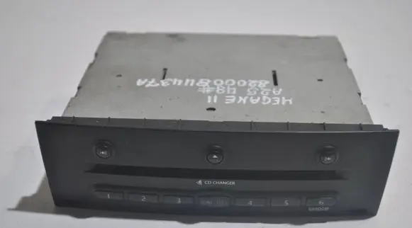Renault Megane II CD/DVD changer 8200084437 R02S81219 020385