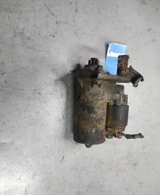 Volkswagen Golf IV Starter motor 1005821870