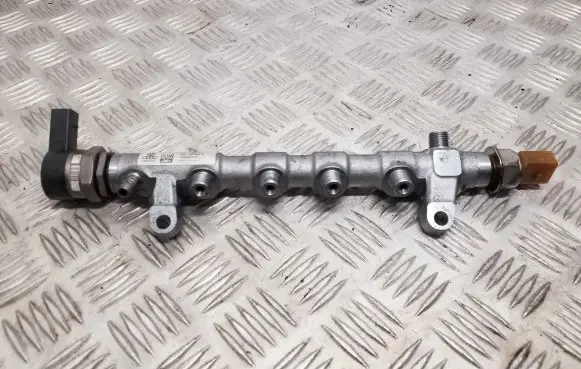 Audi A4 S4 B8 8K Fuel main line pipe 03L130089Q