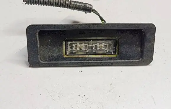 Volvo V40 Number plate light 31352526