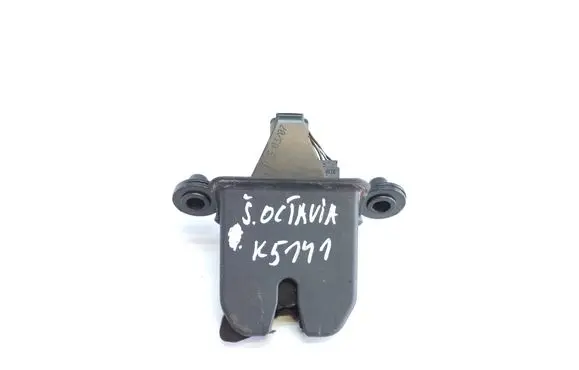 Skoda Octavia Mk2 (1Z) Tailgate/trunk/boot lock/catch/latch 1Z5827501D K5141