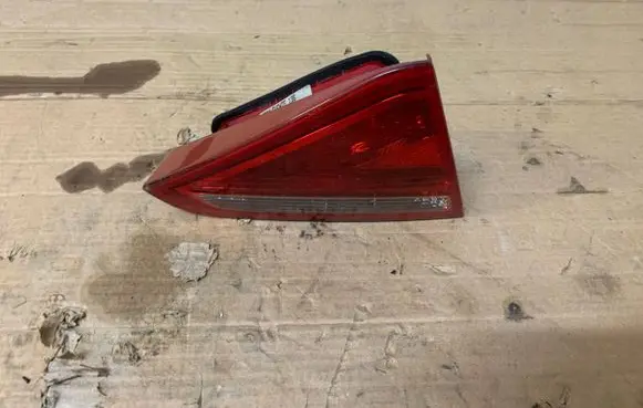 Audi A5 8T 8F Tailgate rear/tail lights