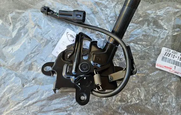 Toyota Corolla Cross Tie down hook / loop 5351016380