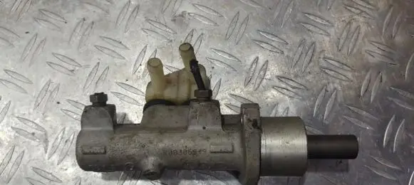 Renault Scenic I Master brake cylinder