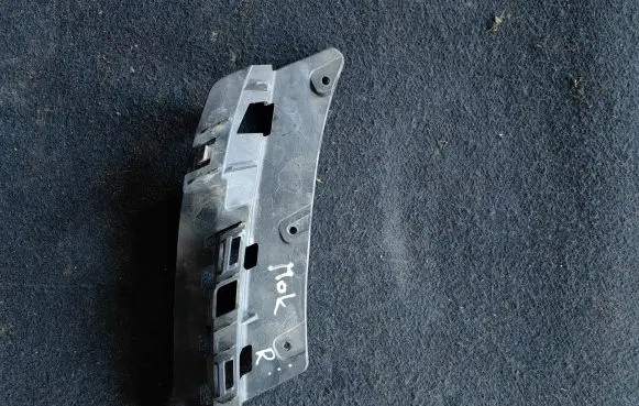 Opel Mokka Headlight/headlamp mounting bracket 95127320