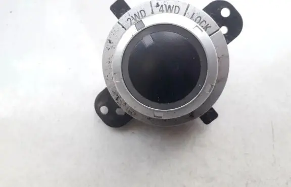 Mitsubishi Outlander Suspension ride height/mode switch 