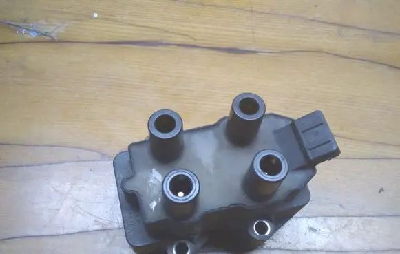 Opel Vectra B Spark distributor 2526055A