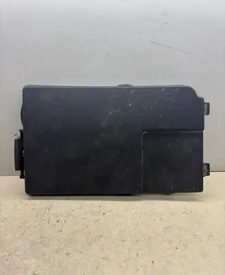 Audi A3 S3 8P Battery box tray cover/lid 1K0915443