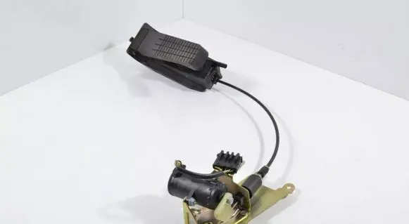 Porsche 911 996 Accelerator throttle pedal 99642303002 99642339400 99660611500