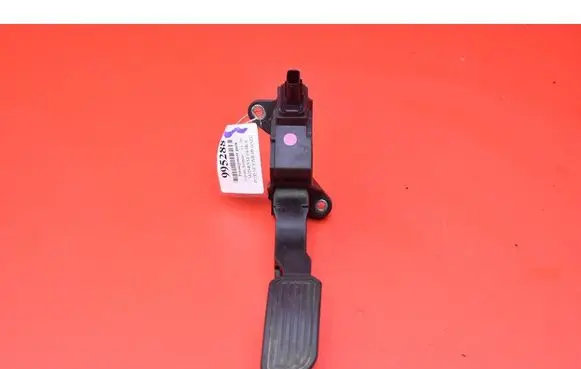Toyota Avensis T270 Accelerator throttle pedal 78110-02022