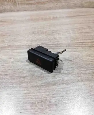 BMW 5 E39 Hazard light switch 8350947
