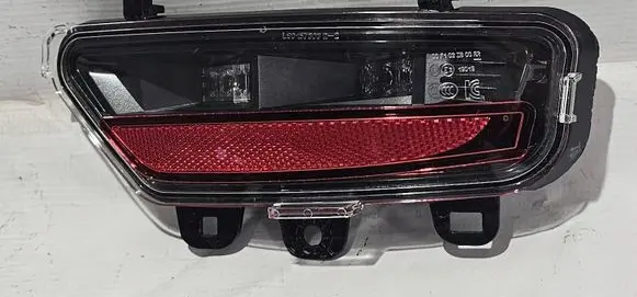 Renault Captur II Rear tail light reflector 265800064R