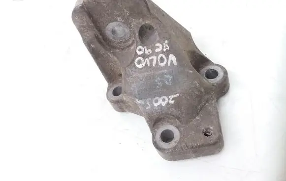 Volvo V70 Engine mounting bracket 30741567
