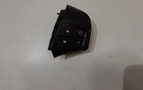Volvo S80 Steering wheel buttons/switches 31264954 09W47