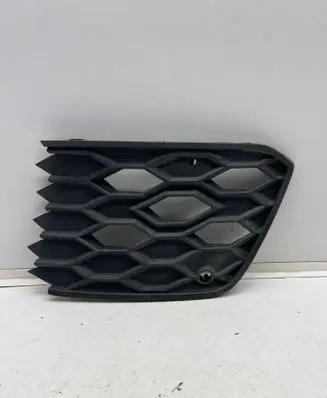 Volkswagen Golf VIII Front bumper lower grill 5H0853666N