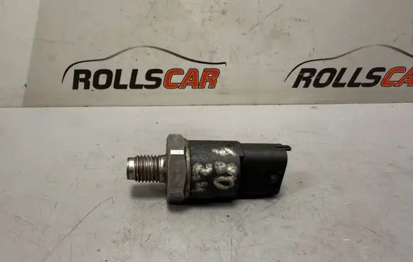 Volvo S80 Fuel pressure sensor 0281002527