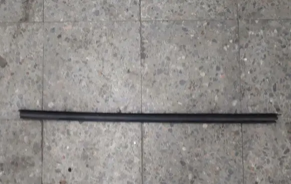 Peugeot 406 Front door glass trim molding 